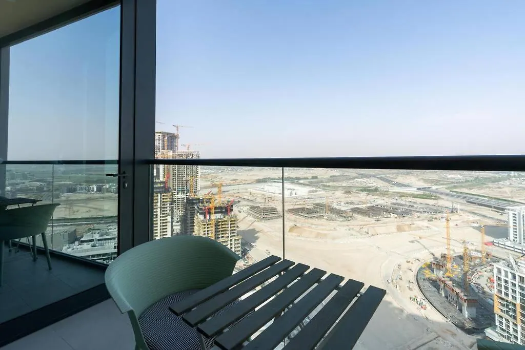 Modern 1Bdr - 10Min From Burj Khalifa - Sobha Waves Apartment Dubai